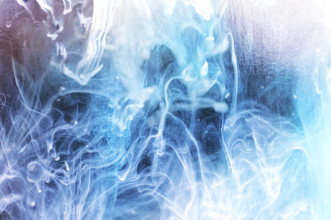 Abstract blue and white smoke or ink扩散效果